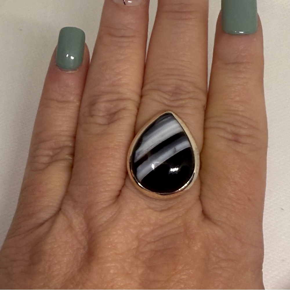 925 Sterling Silver black agate teardrop ring size 10
